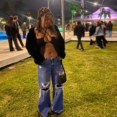 mãezinha, 30+ , boêmia porém concursada e matando 3 ou mais leões por dia!