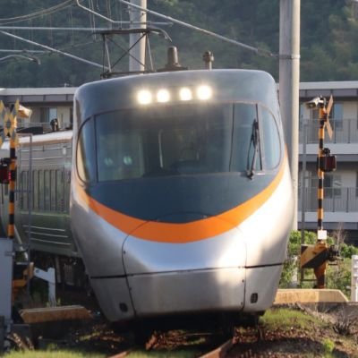 大都会岡山好きでも松山住み
鉄道写真初心者ですが頑張りたいと思います
https://t.co/YRs0azLUix
インスタ
