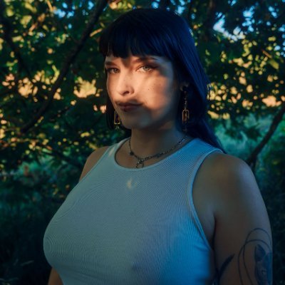💙 aka Bluberrydreams 👙☕️ at Kitten's Coffee| 🎮Twitch Affiliate | 18+ Content Creator ✨️ | 🐈⬛ Cat & Lizard Parent🐍|💚 $bberrydreamz