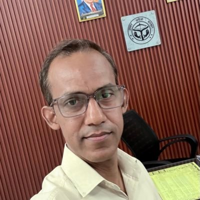 Raees1569107's profile picture. 