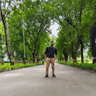 i m no good with bios,
padhai se Engineer, halaat se banker