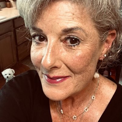 UniteForPeace17's profile picture. 