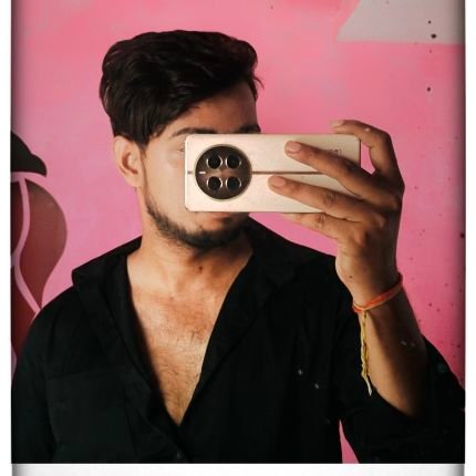 Amansha66452623's profile picture. 