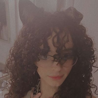 26 | She/They | guitarist 🎸| precision shooter | boring on social media 🥱 | mdni