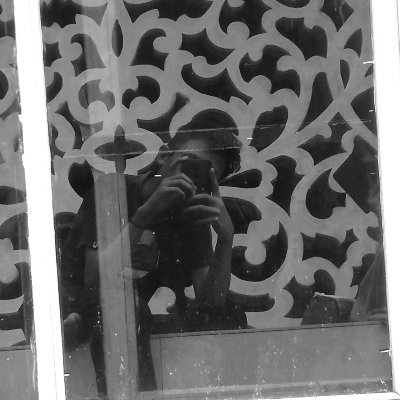 Rya_Syf's profile picture. Everything, anything.
Cause it's me, an ordinary human.