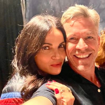 ♥️💋💃🏻🕺🏼🎂🍪🍻🦁👑🏹☄️💫 #outlawqueen • vivendo em um outlawspies spinoff • fan account