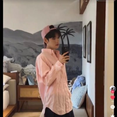 rYtrYwwGZs32948's profile picture. 上海♂S来找我玩，可💰