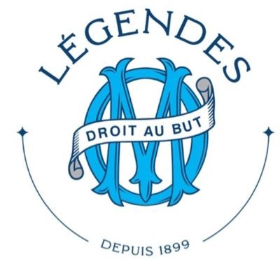 #OM ⚪️Ⓜ️ 🤍💙 #TeamOM A Jamais Les Premiers ⭐️🏆🤍💙 . Un rêve travailler pour l’Olympique De Marseille ⚪️Ⓜ️ Passionné de Football ⚽️ 🇵🇸🇵🇸🇵🇸
