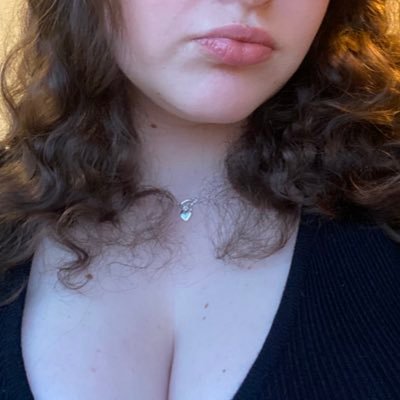 ebbee_e's profile picture. gaymer // 20