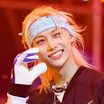 ☆ 《8 LETTERS IS ALL IT TAKES 》 ☆ 17🦋 《♡ Stray Kids 🎸♥️ 《♡》Tronc@s FC 🪵💚 《♡》
▪︎ 🦭🔮 ▪︎ OT8