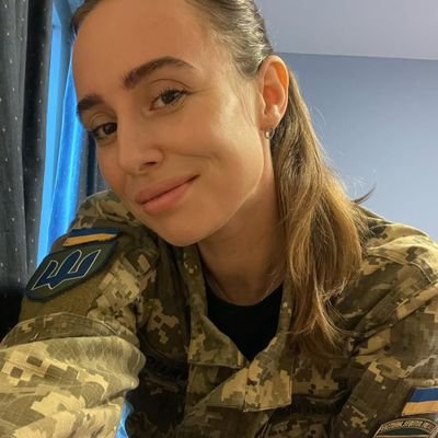 Psalm 46:1 – “God is our 🇺🇦refuge and strength, an ever-present help in trouble.”💪