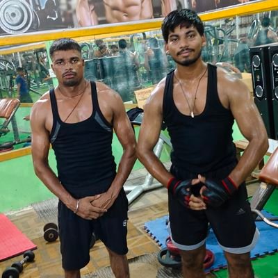 Desh mai sabse bada antankwad jati biradri h https://t.co/nb47Fbel8l