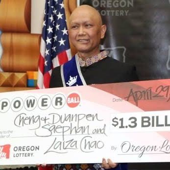 Am Cheng Saephan the winner of $1.3B jackpot in Oregon Powerball Lottery💰 Am giving Out $300,000 to my First 500 followers❤️