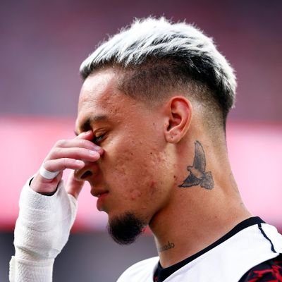FAN ACCOUNT •Kontrowersyjnie o Premier League ale głównie o Manchesterze United xd•