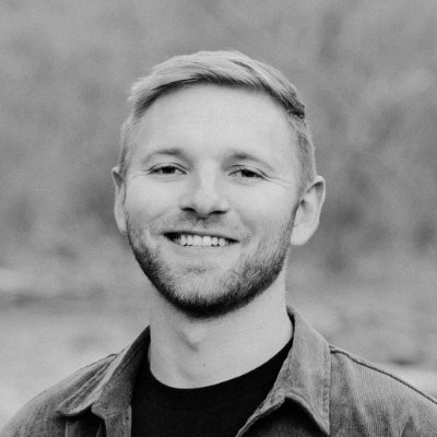 andrewrreed's profile picture. Applied AI @LangChainAI