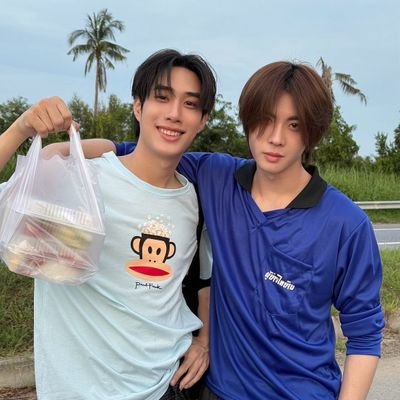 6CODE🏀🐢   USER🧡💛💚🩷🩵💜 
Got7   💚🩷ติดฝน