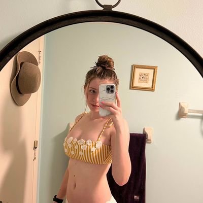 Hallo, ich bin Erlina aus Hamburg 🏠 Ich bin 25 Jahre alt🥳 und ich bin allein 💔
Interesse an mir PN an mein Telegramm 💌👇👇