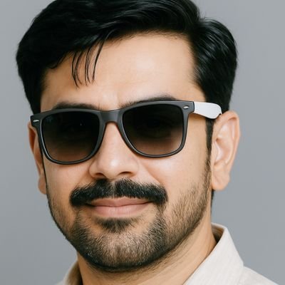सच है, विपत्ति जब आती है,कायर को ही दहलाती है,शूरमा नहीं विचलित होते,क्षण एक नहीं धीरज खोते,विघ्नों को गले लगाते हैं,काँटों में राह बनाते हैं। ✍️ #जय_श्री_राम