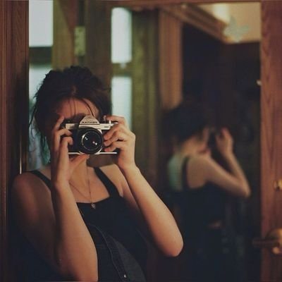 Just lurking and watching some chaos 📸
Amoureuse d’automne🍂, langues🇫🇷🇹🇷, musique 🎶 & liberté🍉✨