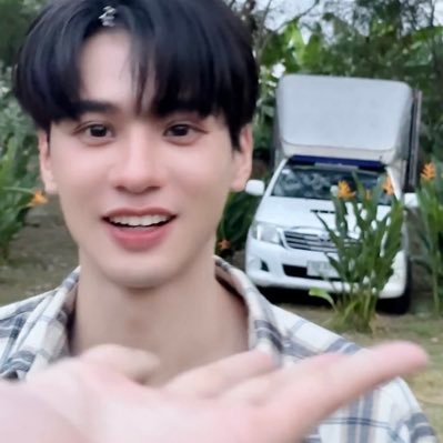 🍅สักวันแมวมันจะครองโลก 🍅 ૮₍´˶• . • ⑅ ₎აㅤㅤ. 🎸Keng , Pung 🎸