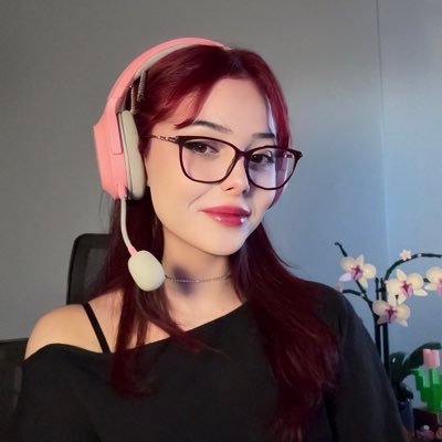 👾 Yayıncı & İçerik Üreticisi 🎮 KICK ⇢ irexa98 💌 iremyetisir98@gmail.com
