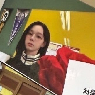 silraityx's profile picture. gg stan 🫡