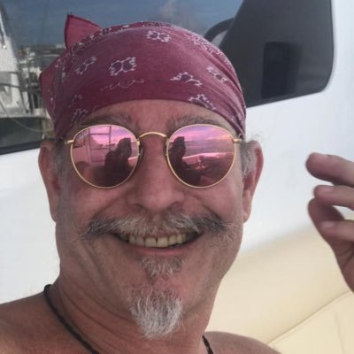 SantanaBonetti1's profile picture. air is free cause no one has being able to bottle it