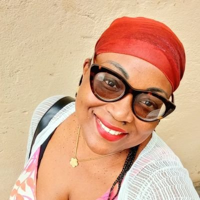 MAMAN et Amoureuse de la vie...
MARKETING DIGITAL/
COMMUNICATION/
ÉVÉNEMENTIEL/
LOGISTIQUE/
ANIMATRICE RADIO/
CHANTEUSE
#SHEME❤️
#JONESIA❤️
DIEU EST DIEU 🙏