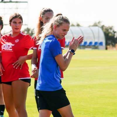 MartinaMaltagli's profile picture. Ex- PF Real Betis Femenino. Graduada en Ciencias de la Actividad Física y Deporte. Máster en Prevención y Readaptación de lesiones. Máster en profesorado.