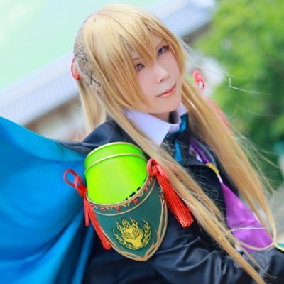 初井が本体。どすこいの付くクソネタ重加工レイヤー故に実在しません。25↑。フォロー前にリトリン目通し推奨、未成年フォロー非推奨。節操も配慮もない腐大暴れキモオタ。なにしとんねん長光。🔞あずはんにゃ文字書き。男装>女装。三ュ🎀は姫♂、ス〒🎀は無自覚セクシー女家庭教師♂。ic📸セルバさん