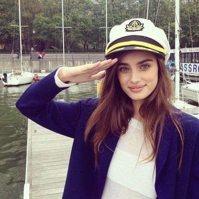 y00r_12's profile picture. 