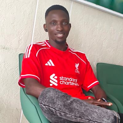 die hard Liverpool fan COYR💪 YNWA🙌|| Video Gamer🎮|| Proud Outsider🦍|| iCON💡❤|| follow me and I'll definitely follow back 😉