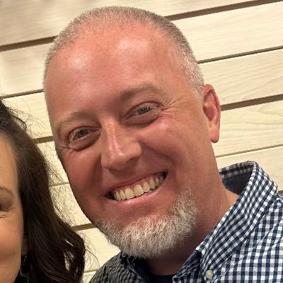 Family man| Christian values ✝️ | ROLL TIDE 🌊🐘| Star Wars fan and classroom | 21 years education | 6th grade teacher Venmo: Terry-McNutt