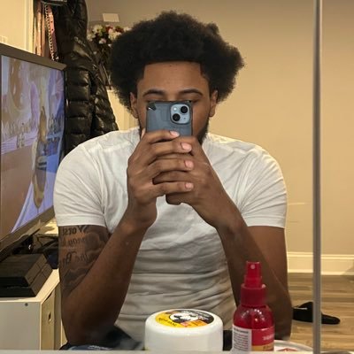 Th3slime's profile picture. 🥸