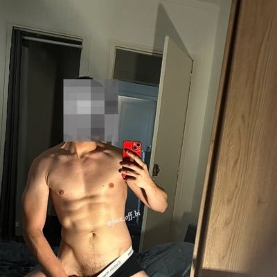 Hot Content 🔞 - Bi - Top - Paris/Carqueiranne - Collab/Demande de média privé ➡️ DM