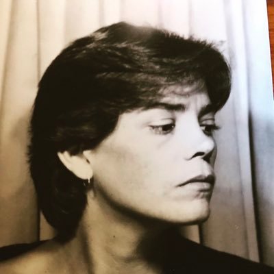 Dog lover, lifelong Democrat, American from Mississippi living in Canada for decades. I’ll never cross the border again. 🇨🇦 🇺🇦🏳️🌈