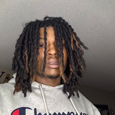 • i make beats / engineer •Options Trader • • #LLKB • 4% black
