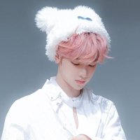 아야 (@ayk07050725) 's Twitter Profile