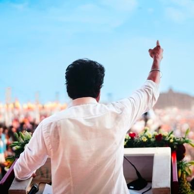 மக்களுக்காகவும், உங்களுக்காகவும் எப்போதும் உங்களுக்காக தலைவர் @TVKVIJAYHQ #TN65