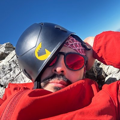 always student / software developer / traveler / sometimes blogger / climber