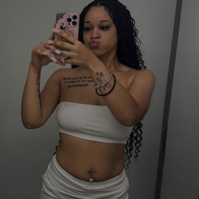 miariyonn's profile picture. God first✝️
