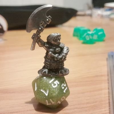 campeã do camp lgbt do x1 do lol/ ele era anjo da noite, um anjo que me salvou / viciada na loud e jogadora de rpg :P