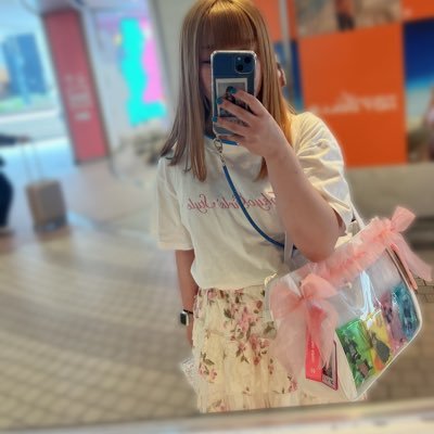 ときどき踊るドルヲタ。りこるんって呼んでください。#東京女子流 #アスタライト #新井ひとみ激推し #FRUITSZIPPER #仲川瑠夏ぴ