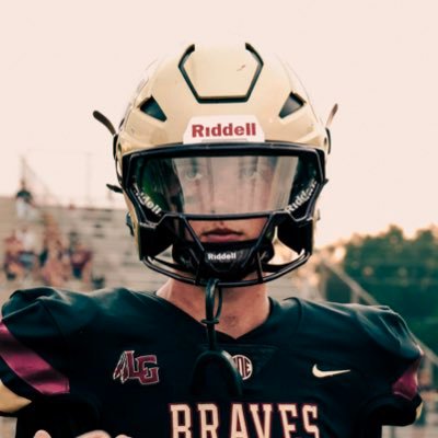 Lake Gibson High School 🏈 || Class of 2027 || QB || 6’1 185 || 4.20 Weighted GPA || NCAA ID: 2503534135 ||