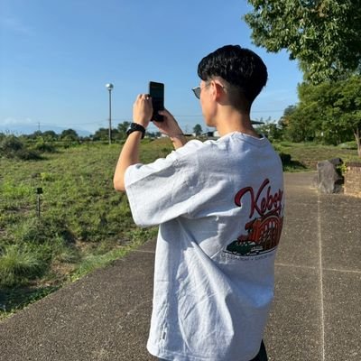 おっぱい、ぽっちゃりを愛してやまない
K都（けーと）です。
都内/20代後半/182センチ
スポーツ観戦、サウナ、ゴルフ、読書、HIPHOPも好きです〜