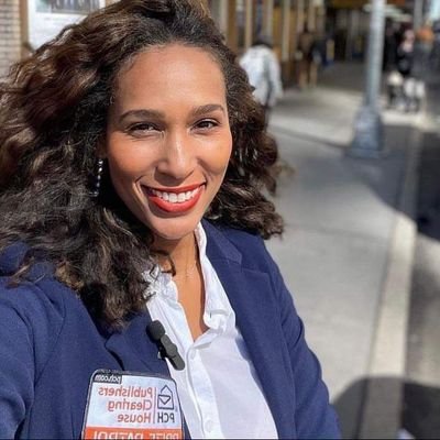 I’m Loren Nieces
from the Publishers Clearing House department office located at Jericho, New York Nice to meet you....