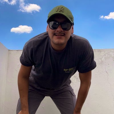 Abogado ⚖️|Mexicano 🇲🇽|Fitness🏋🏻♂️| 📕| es cuánto, no tengo autocontrol con las papitas 🍟 🥲
