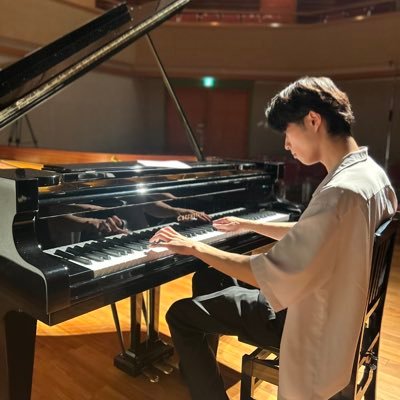 ✉️ rin.pia1208@icloud.com Instagram https://t.co/ZWSBbPr9TN 10月31日リサイタル情報ページ⬇️