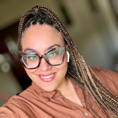 sweetworldoflys's profile picture. ✨ Educator | Creator | Baker 🎀 Faith• Lifestyle• Sweets 🎥 YouTube • IG • TikTok: @sweetworldoflys 📍 ATL • 🌻 Always Evolving