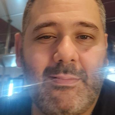 kumaloses's profile picture. 